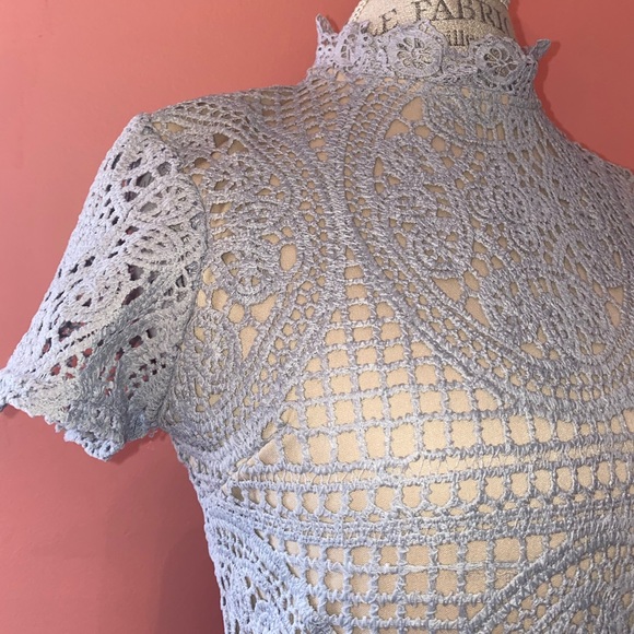 Boutique Sara Crochet Lace Bodycon Dress - Picture 5 of 6